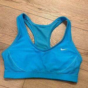 Nike Women's Turquoise Racerback Sports Bra